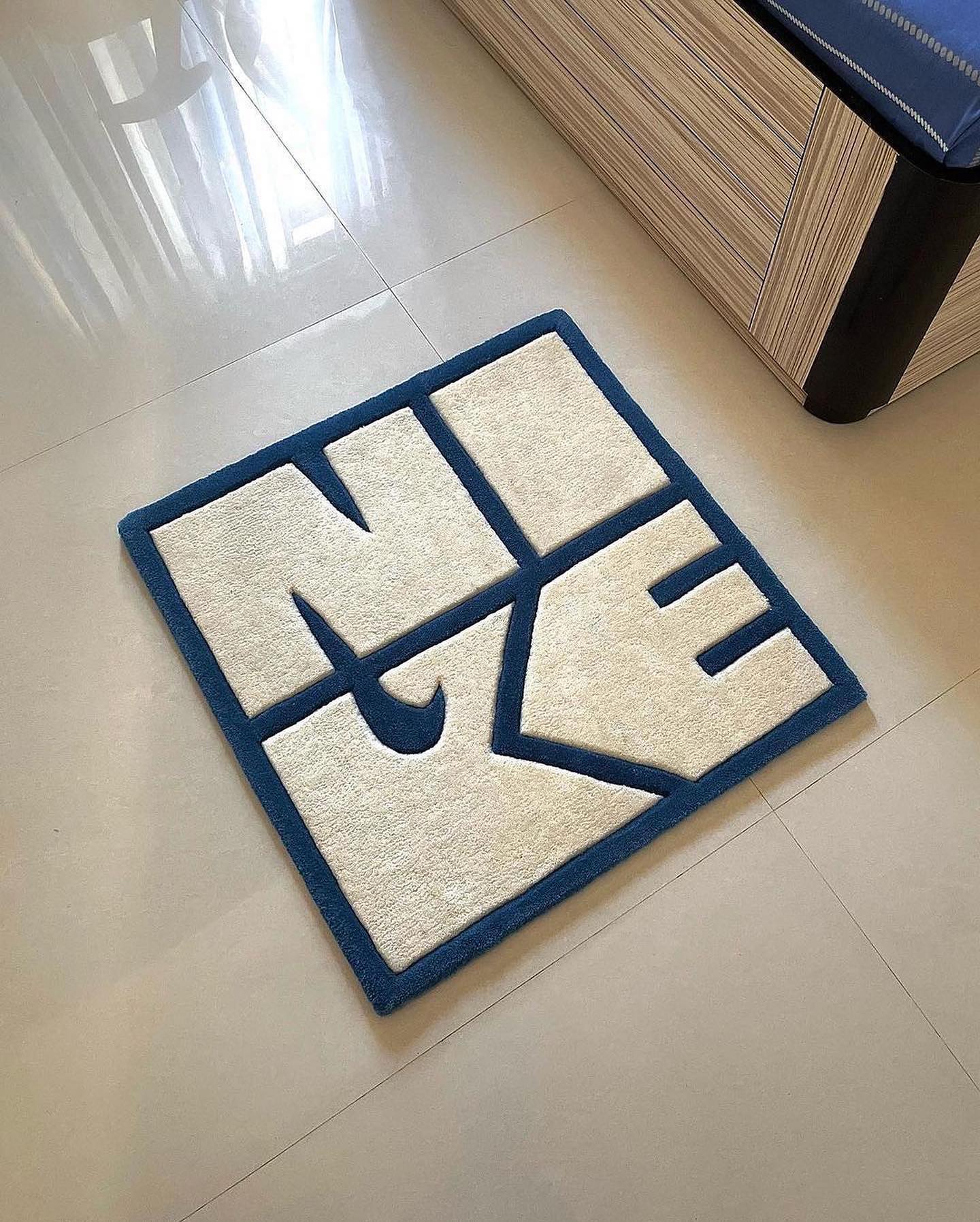 Tuftarugs Doormat Nike (2)