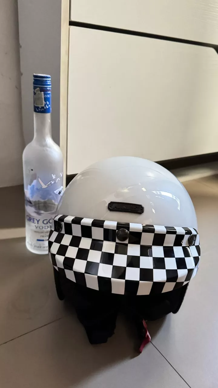 Cargloss Peak Pet Cfm Retro Checkerboard (2)
